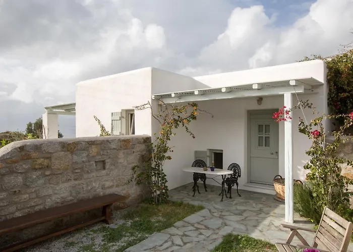 Mousa Villa Mikrí Vígla